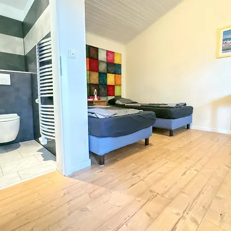 Professioneel In Voor 2 Gasten - 79-11 3* Friedeburg (Lower Saxony)